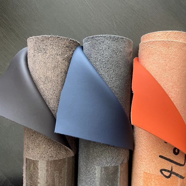 Effortless Clean-Up with Microfiber Leather Car Seats: Durable, Stylish, and Perfect - Image 3